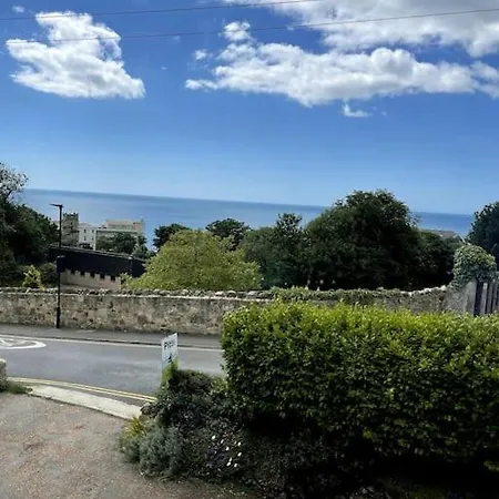 Lottie'S Lookout, Ventnor With Fantastic Sea Views Apartment Exterior photo