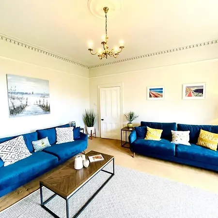 Lottie'S Lookout, Ventnor With Fantastic Sea Views Apartment Exterior photo